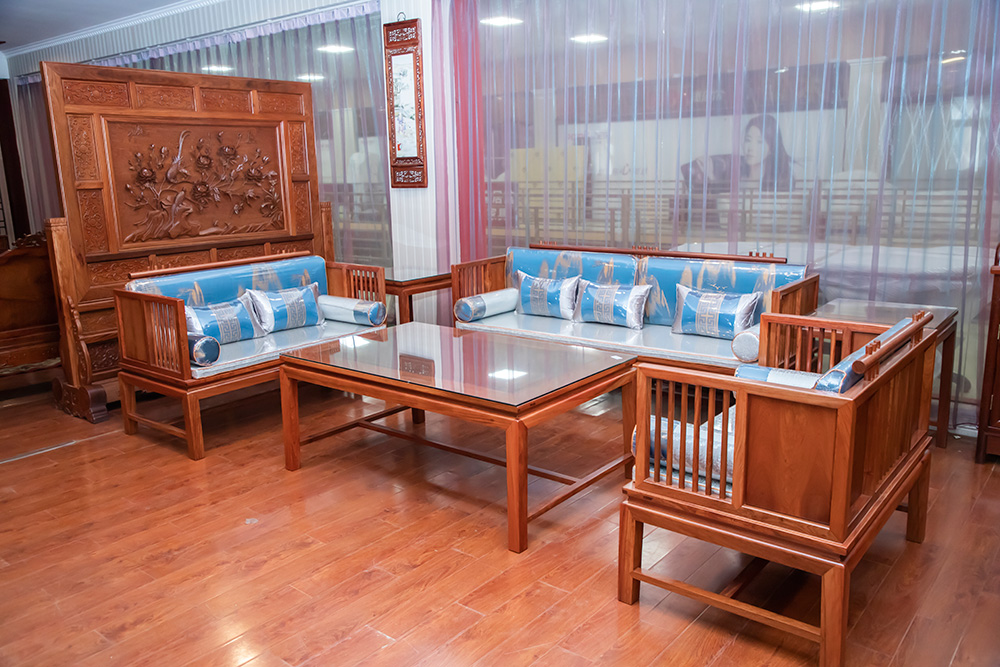 中式红木沙发（2人沙发、3人沙发、茶几）